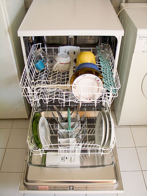 File:Dishwasher open for loading.jpg