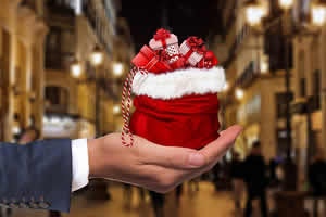 Reading Comprehension About Christmas Shopping